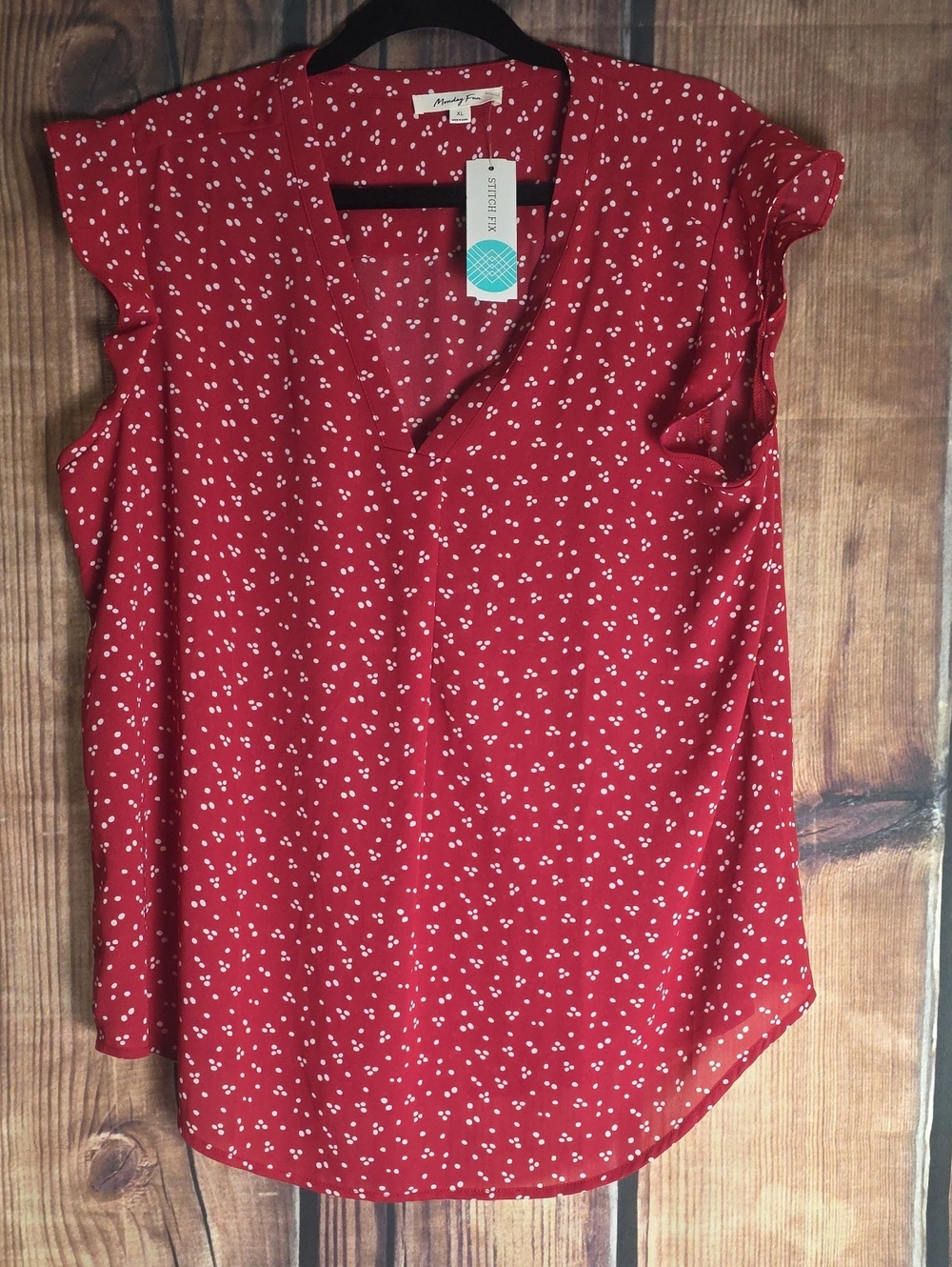 Women’s XL NWT Red Printed V-Neck Cap-Sleeve Camisole